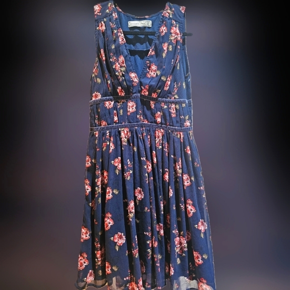 Abercrombie & Fitch Dresses & Skirts - Abercrombie and Fitch. XS